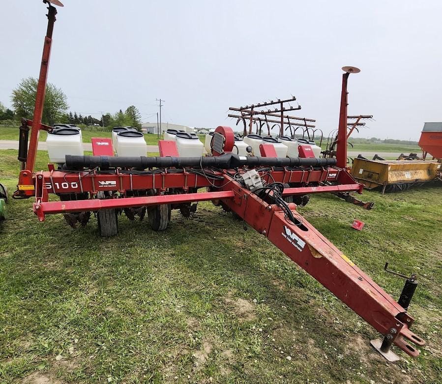 Main image White 5100