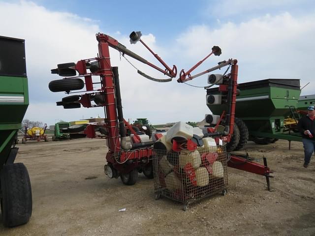 Image of White 5100 equipment image 1