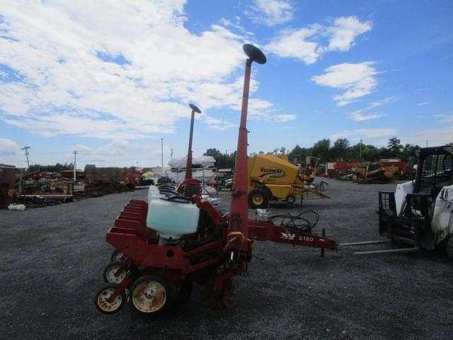 Image of White 5100 equipment image 4