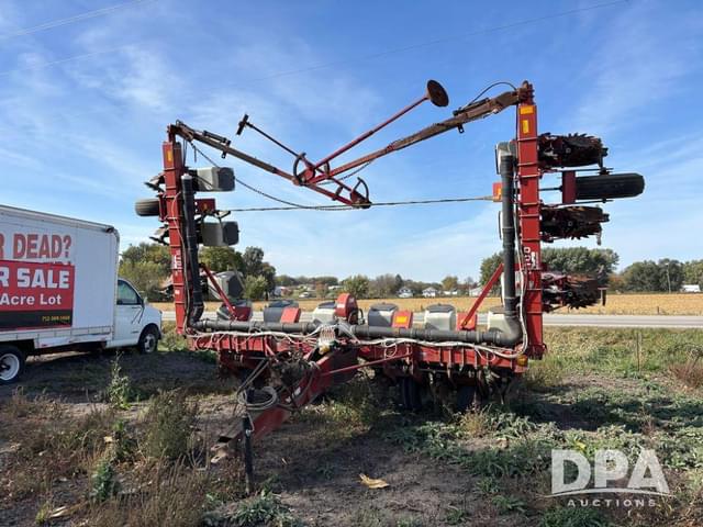 Image of White 5100 equipment image 3