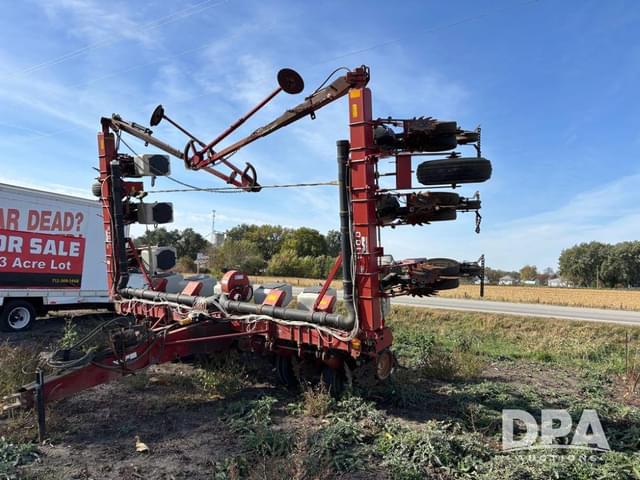 Image of White 5100 equipment image 4