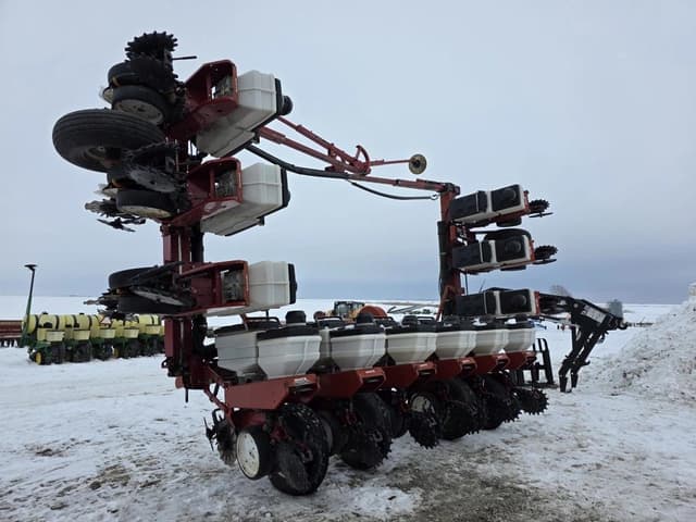 Image of White 5100 equipment image 2