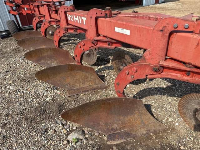 Image of White 598 equipment image 2