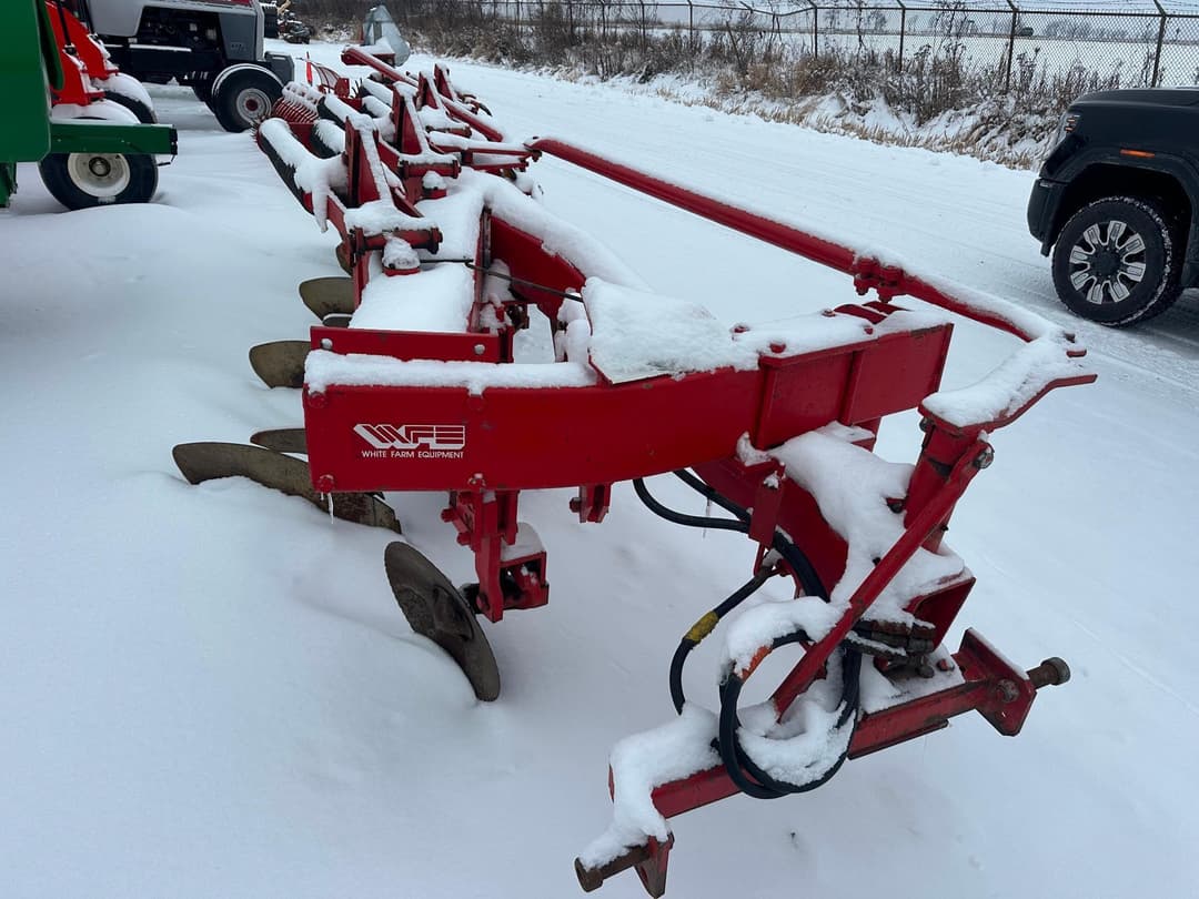 Image of White 598 Image 1