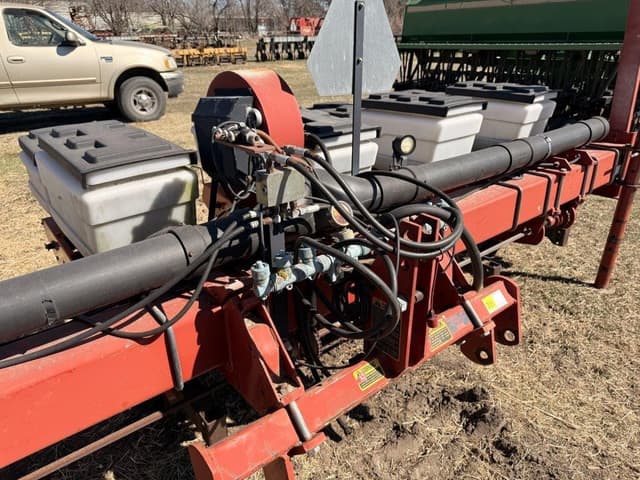 Image of White 6000 equipment image 2