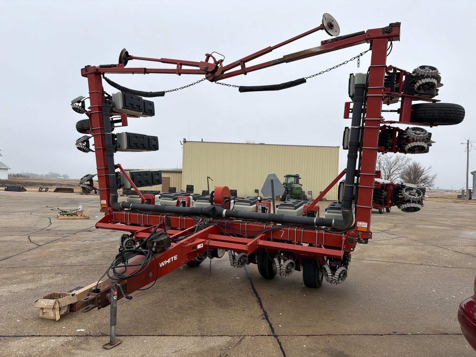 White 6100 Equipment Image0