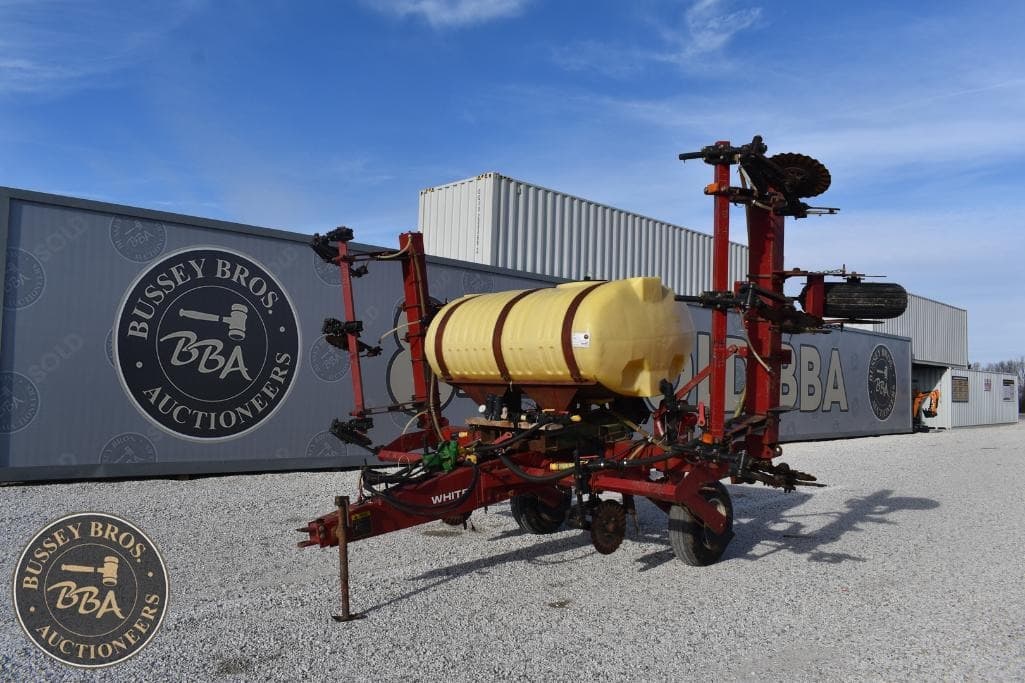 Image of White 6100 Primary image