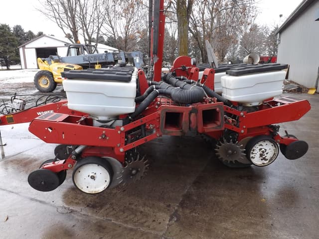 Image of White 6100 equipment image 3