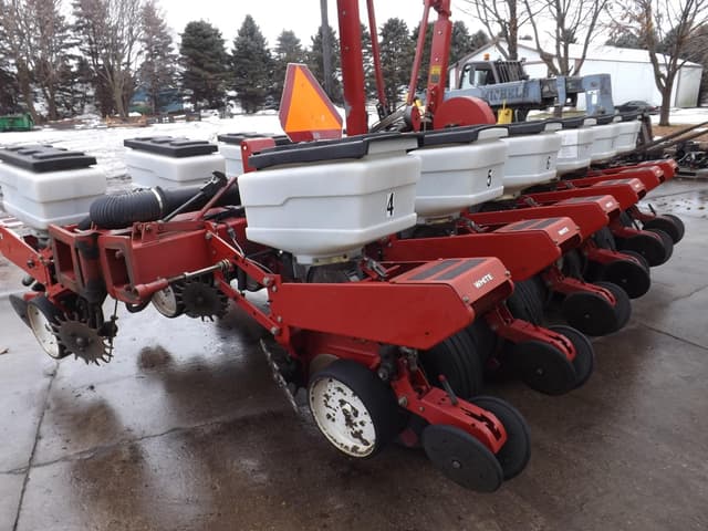 Image of White 6100 equipment image 4