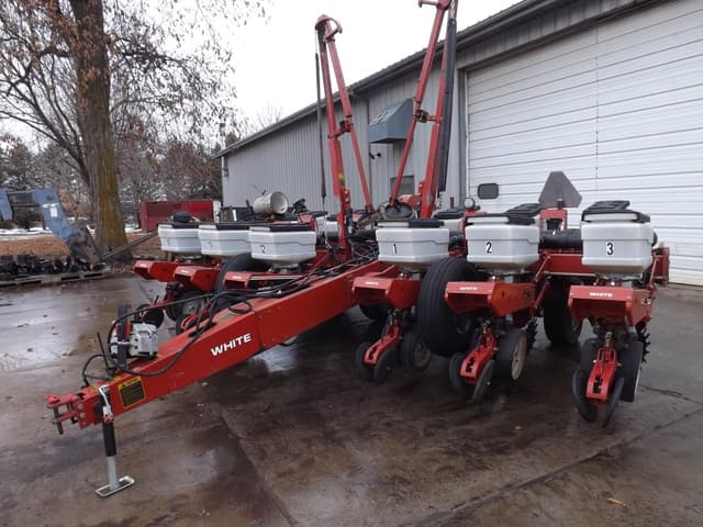 Image of White 6100 equipment image 2