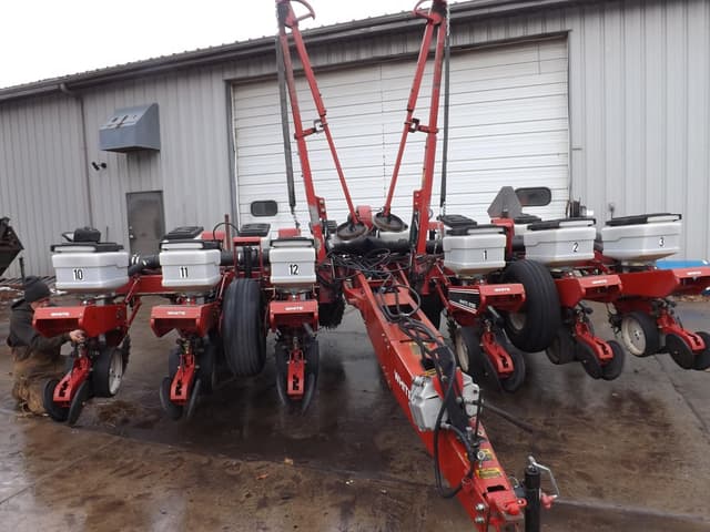 Image of White 6100 equipment image 1