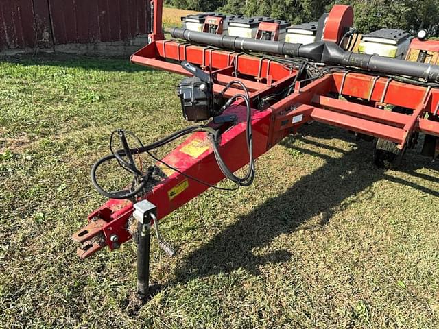 Image of White 6100 equipment image 1