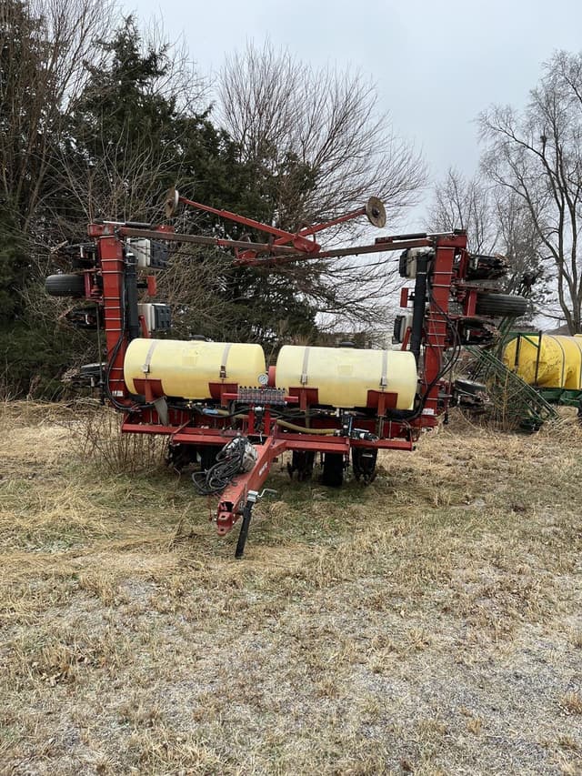 Image of White 6100 equipment image 2