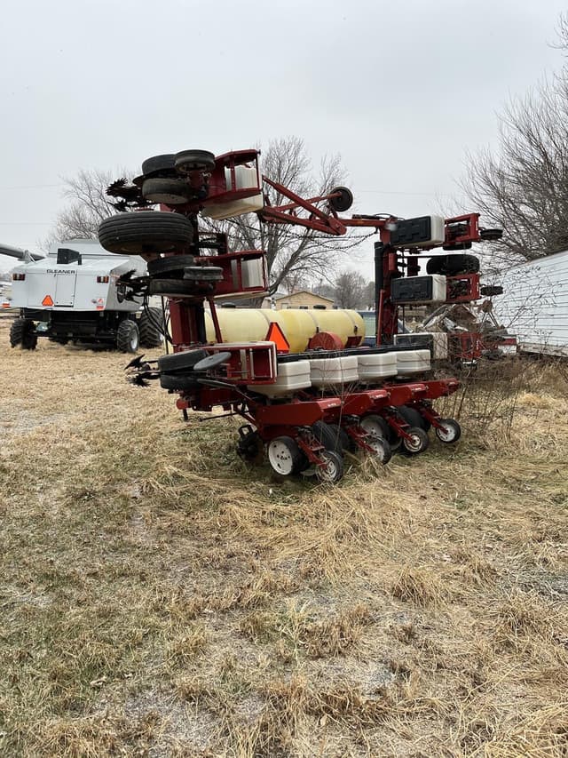 Image of White 6100 equipment image 4