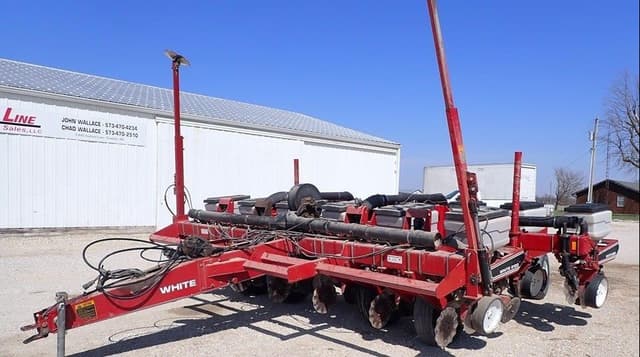 Image of White 6100 equipment image 1