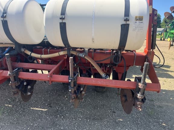 Image of White 6100 equipment image 2