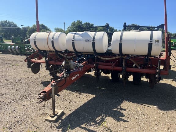 Image of White 6100 equipment image 1