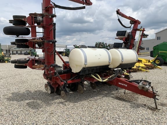 Main image White 6100