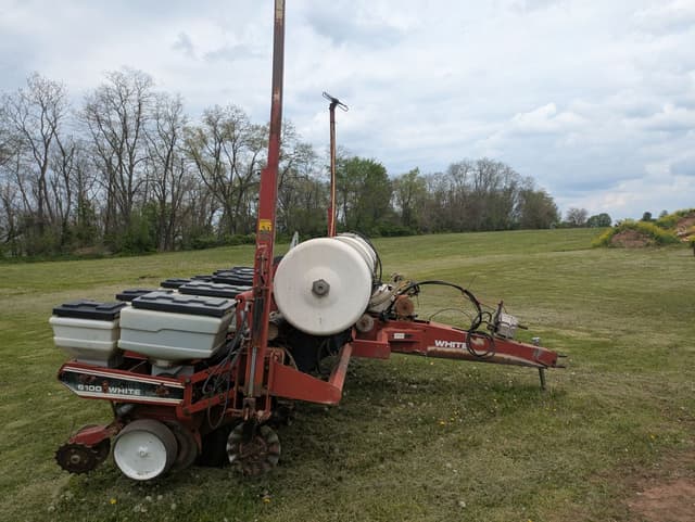 Image of White 6100 equipment image 4