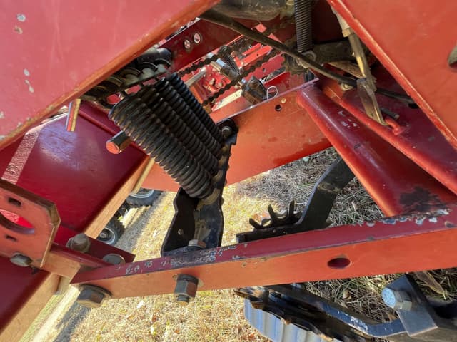 Image of White 6100 equipment image 4