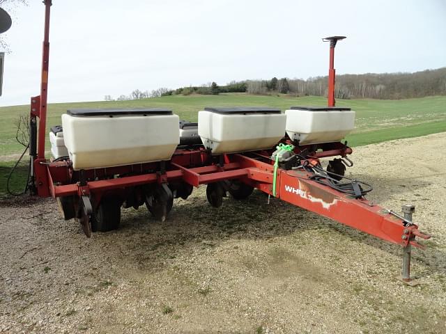 Image of White 6100 equipment image 1