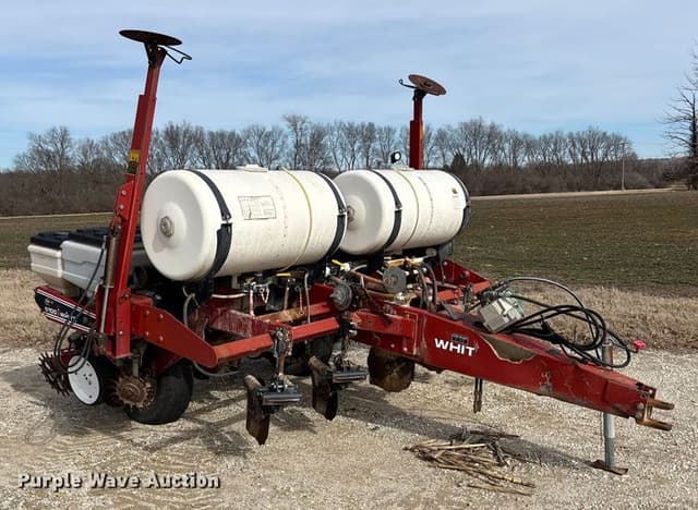 Image of White 6100 equipment image 2