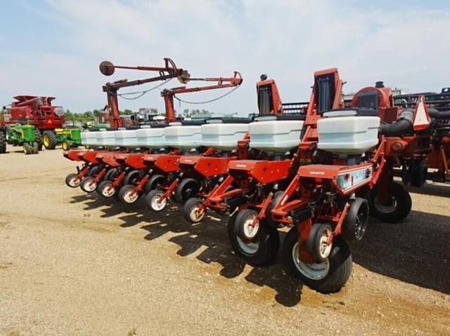 Image of White 6100 equipment image 2