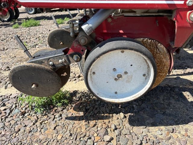 Image of White 6106 equipment image 2