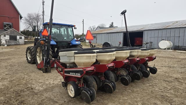 Image of White 6106 equipment image 3