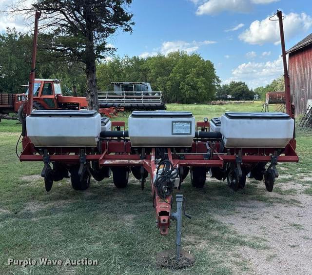 Image of White 6106 equipment image 1