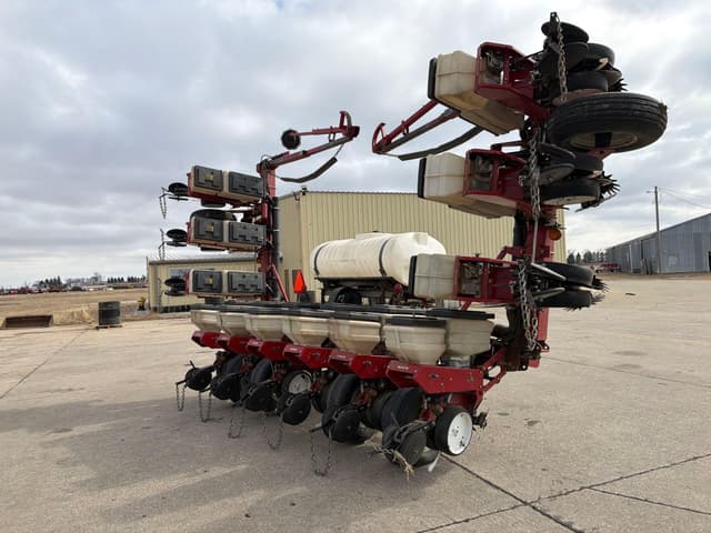 Image of White 6122 equipment image 3