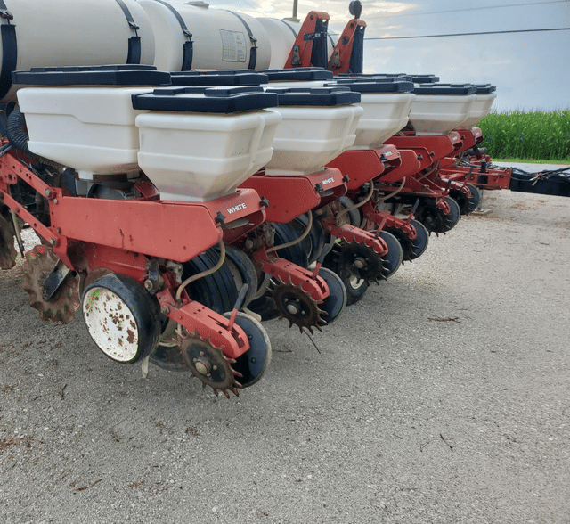 Image of White 6180 equipment image 1