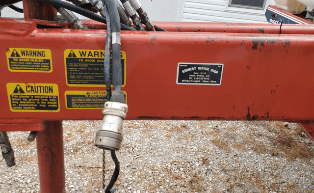 Image of White 6180 equipment image 3
