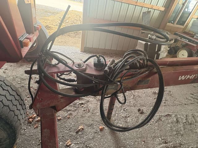 Image of White 6180 equipment image 3