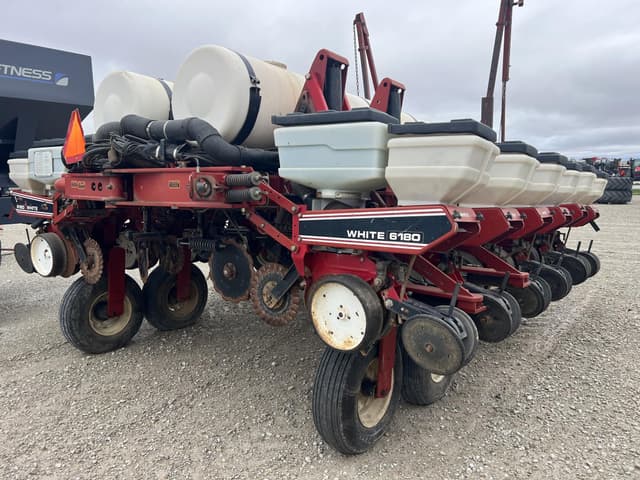 Image of White 6182 equipment image 2