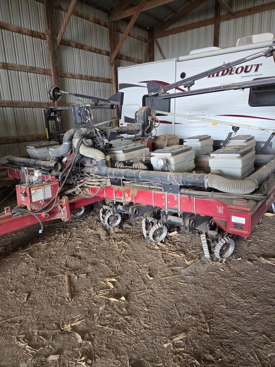 White 6342 Equipment Image0