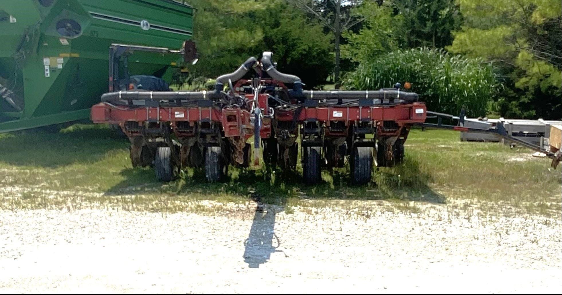 White 6342 Equipment Image0