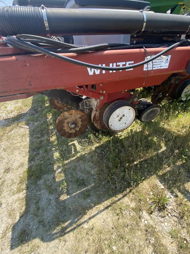 Image of White 6342 equipment image 3