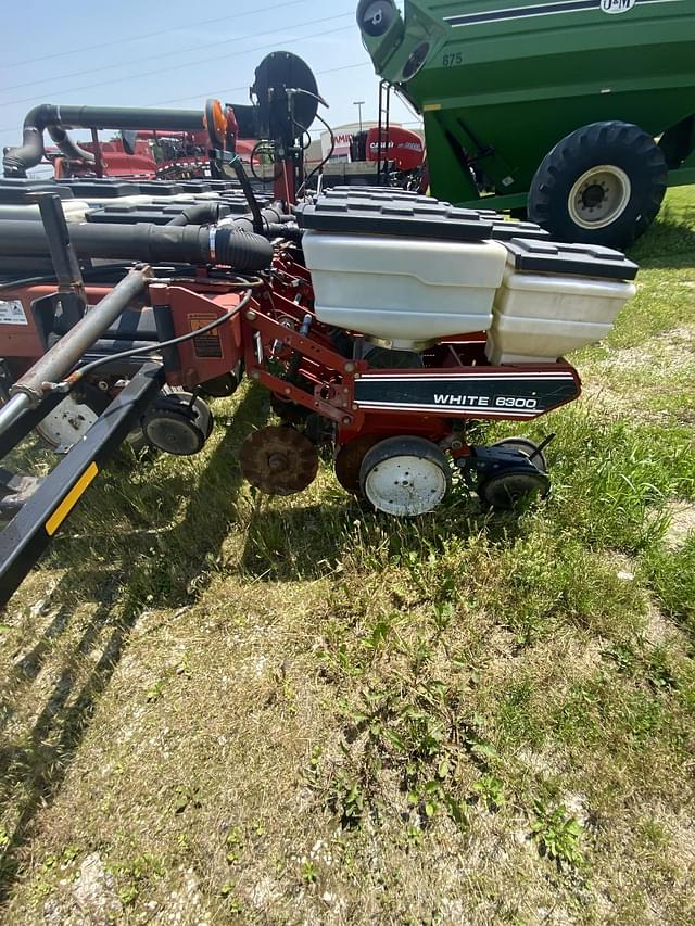 Image of White 6342 equipment image 2