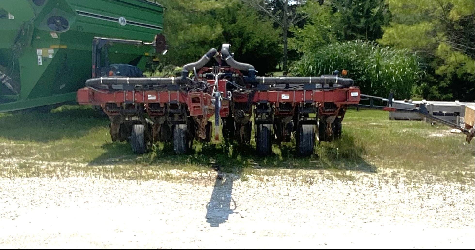 White 6342 Equipment Image0