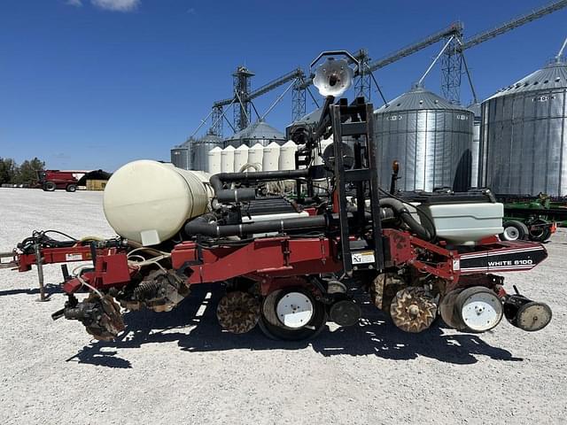 Image of White 6342 equipment image 2