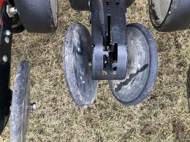 Image of White 6606 equipment image 3