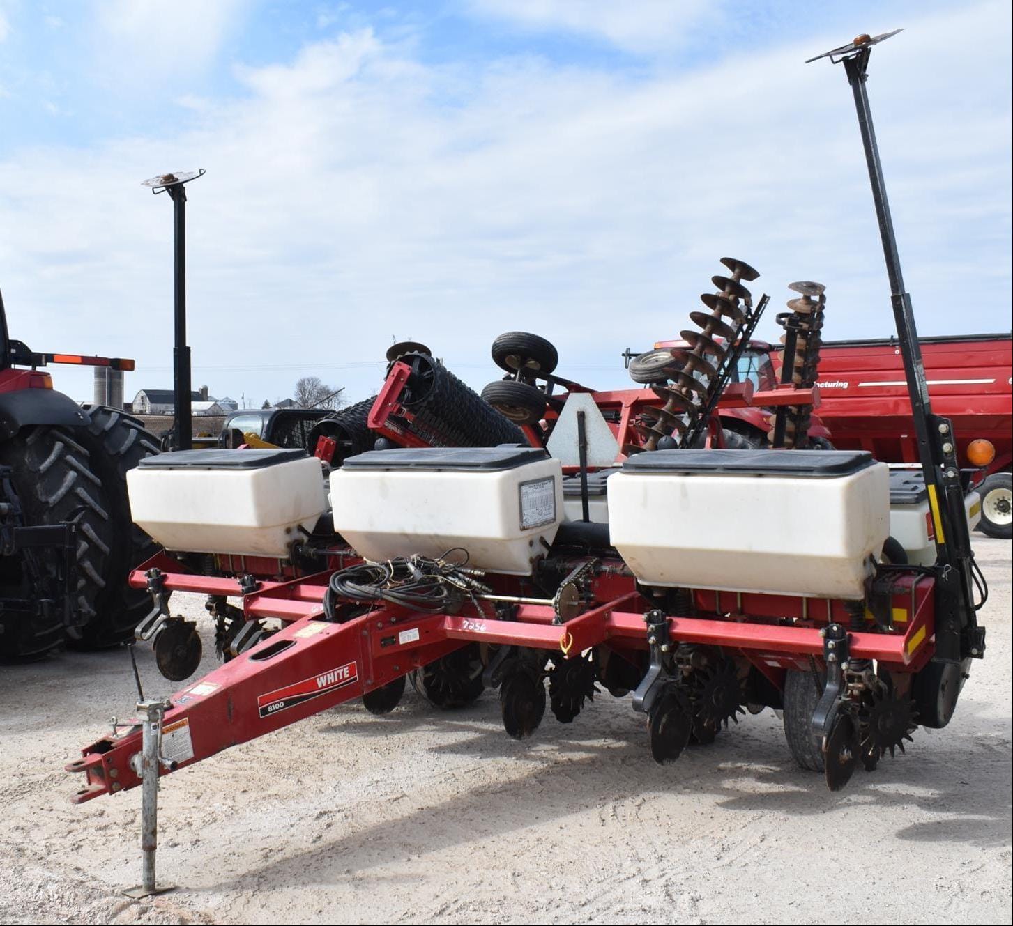 Main image White 8106