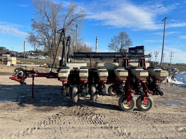 Image of White 8182 equipment image 1