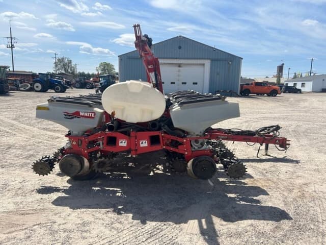 Image of White 8222 equipment image 3