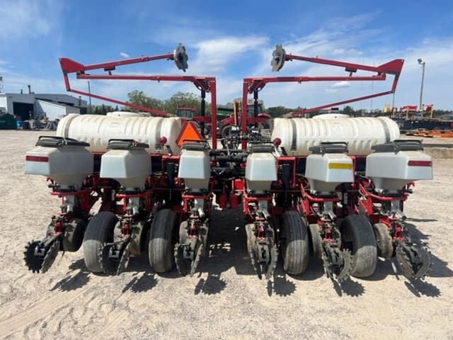 Image of White 8222 equipment image 4