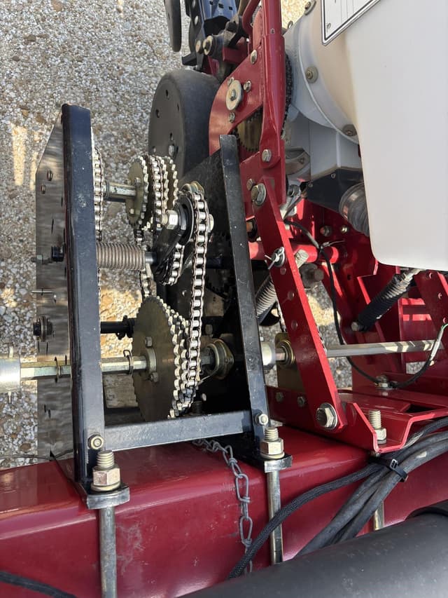 Image of White 8222 equipment image 3