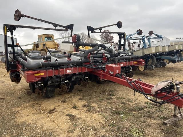 Image of White 8342 equipment image 1