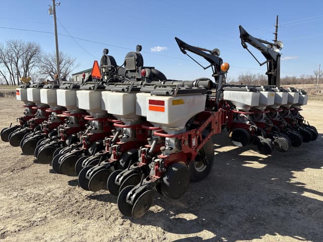 Image of White 8500 equipment image 4