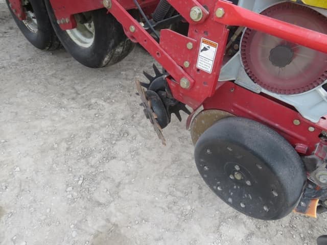 Image of White 8500 equipment image 4